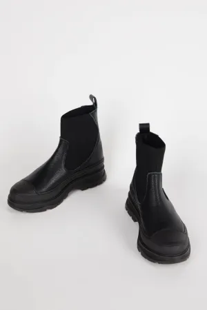 Court Lug Sole Platform Boot - Black