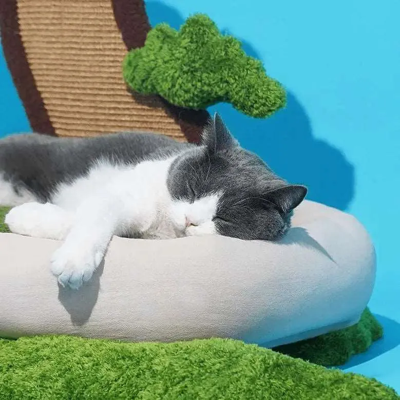 Cozy Pine Bonsai Cat Bed – Comfortable, Multi-Functional, and Nature-Inspired Pet Bed