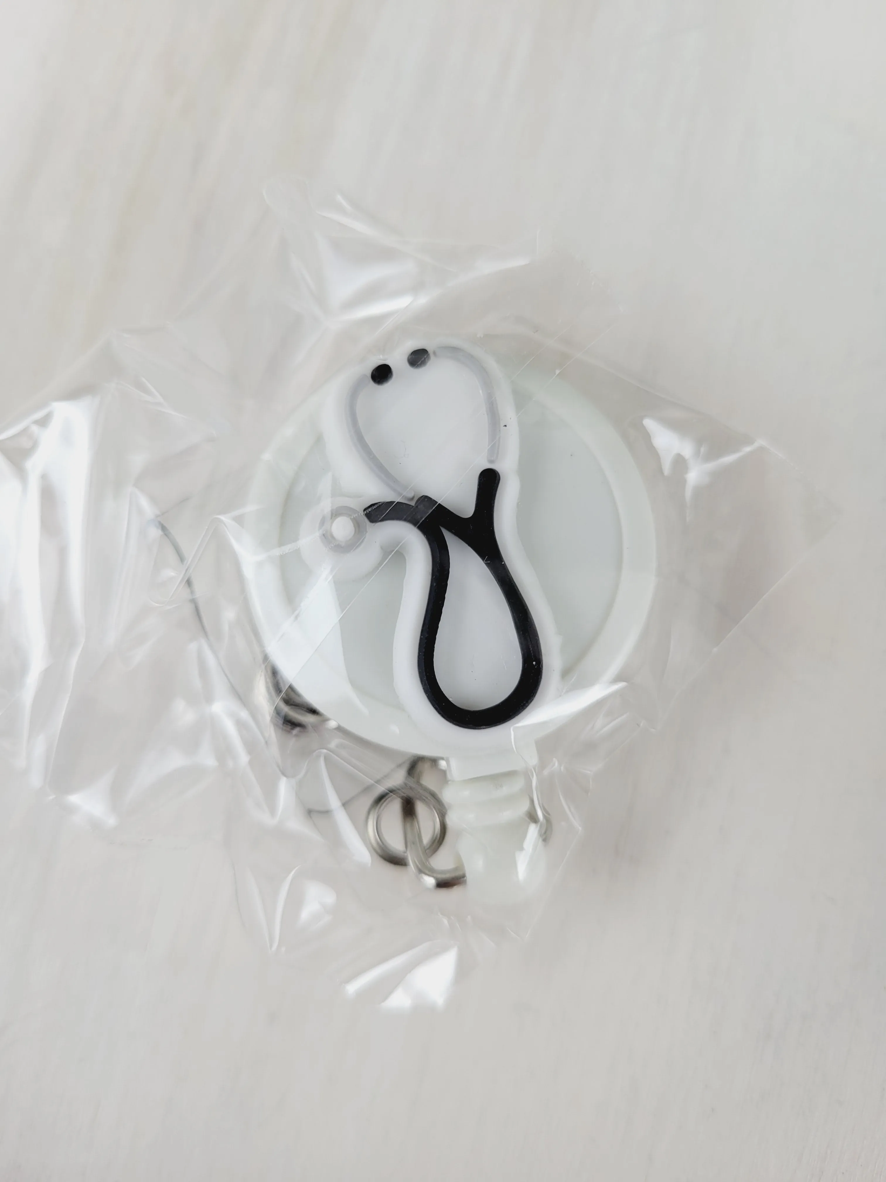 Health Care Retractable Badge Clips