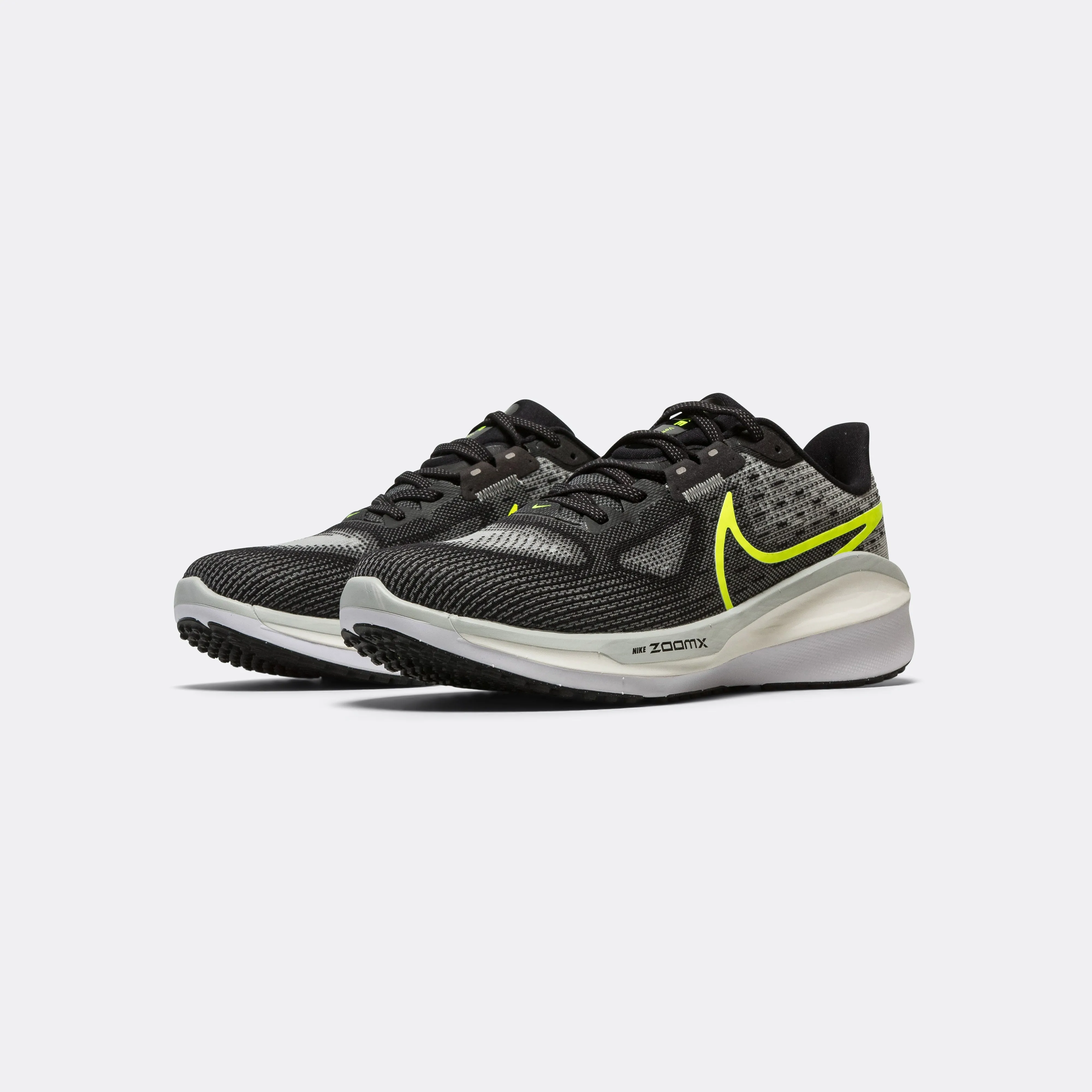 Mens Vomero 17 - Black/Volt-Light Smoke Grey-White