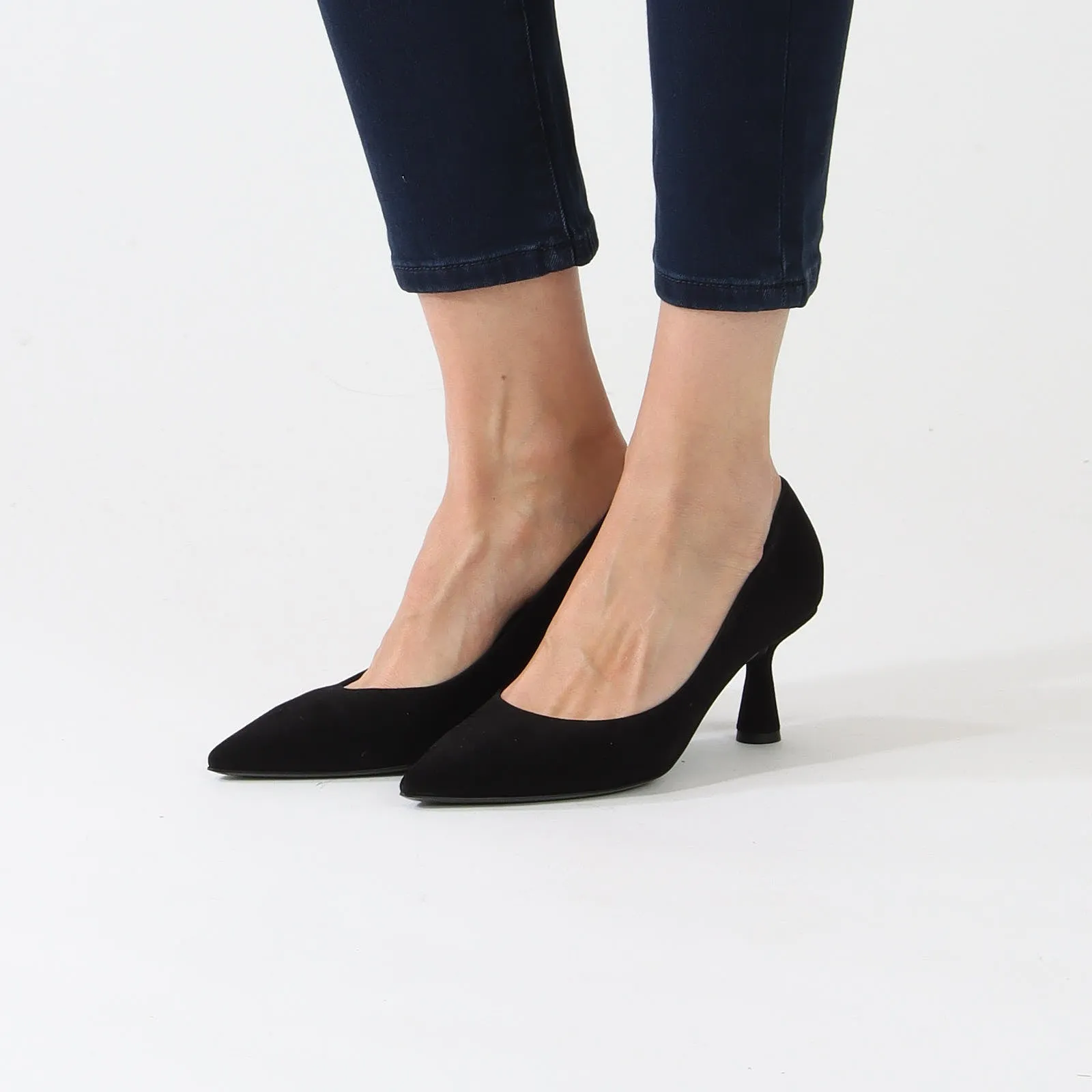 Schwarz Black Bella Court Shoes