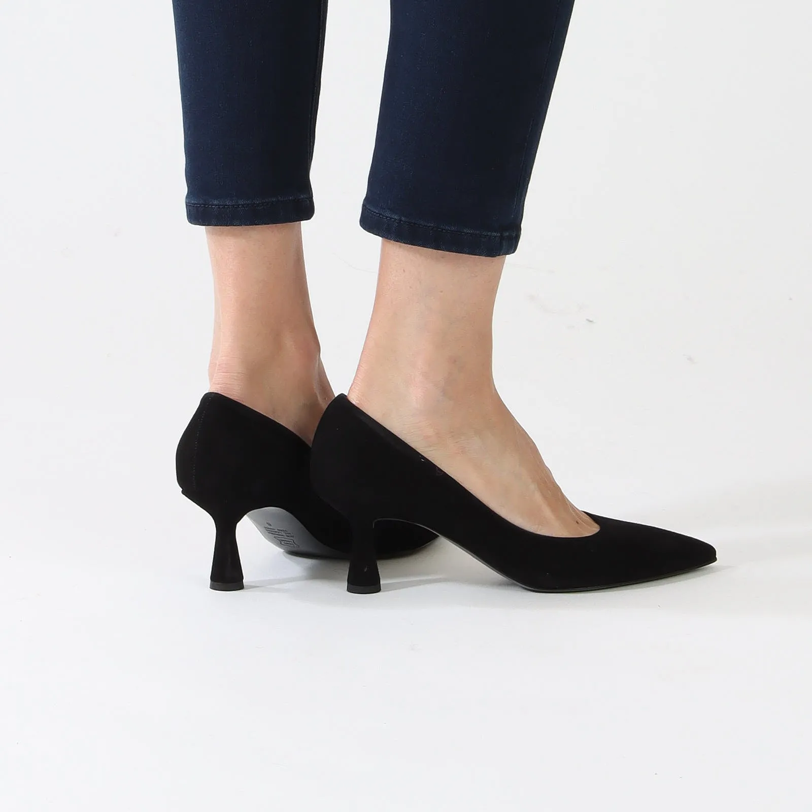 Schwarz Black Bella Court Shoes