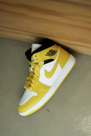 W AIR JORDAN 1 MID "VIVID SULFUR"